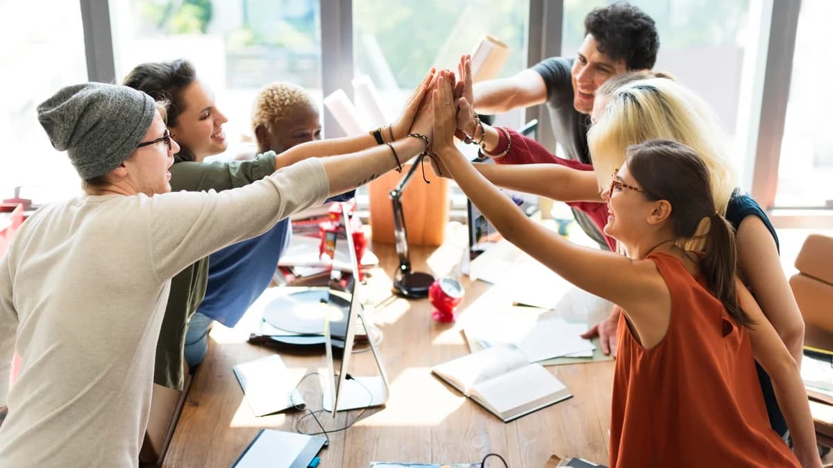 El futuro será de más desempeño y menos de evaluación – Entrevista con Hugo Ojeda